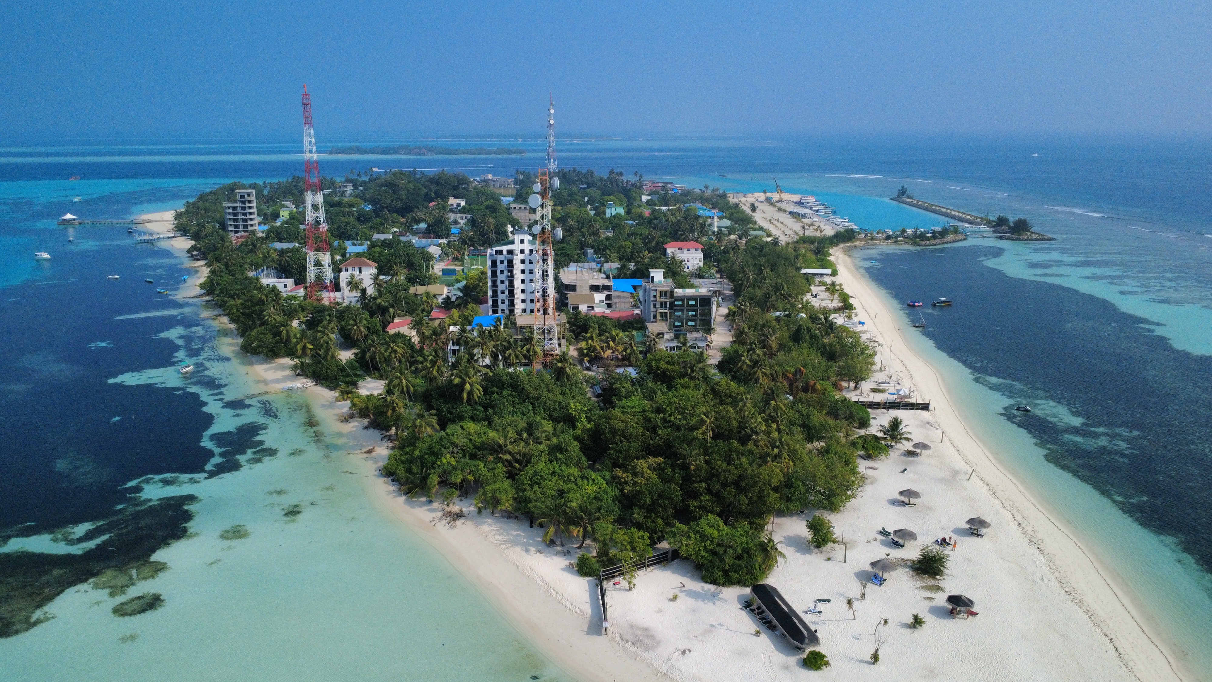 Dhangethi House Reef — image 2